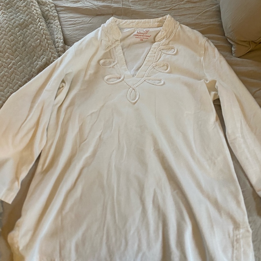 Vineyard Vines White Embroidered Tunic